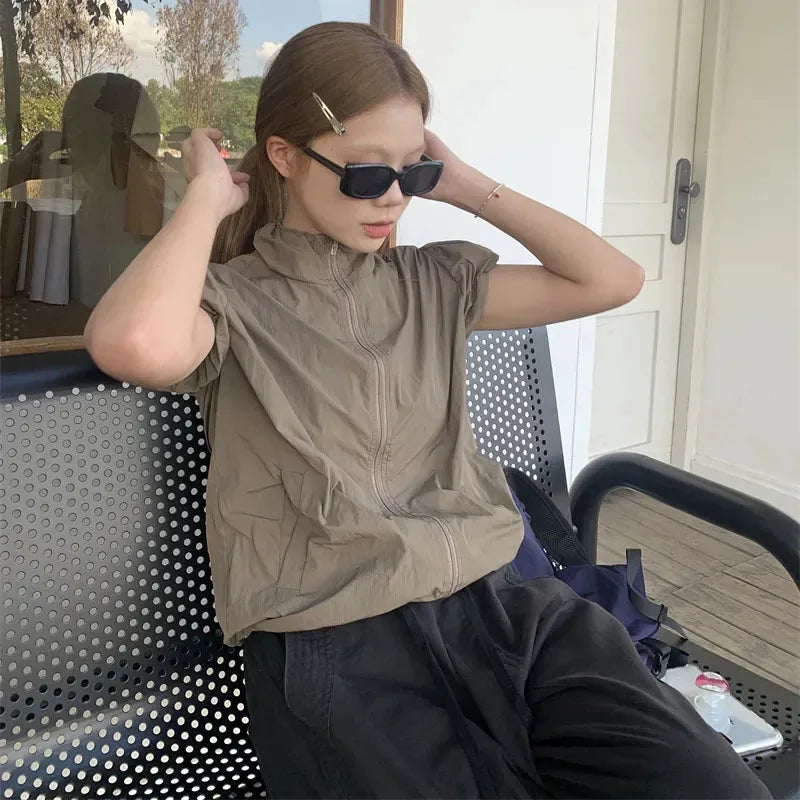 DERMEARNE American Vintage Sports Jackets Women Mountaineer Short Sleeve Sun-proof Coat Female Summer Thin Zipper Quick Drying Jacket