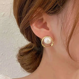 Round Pearl Stud Earring for Women Classic Simple Geometric Irregular Earring Jewelry Trendy Elegant Party Accessories
